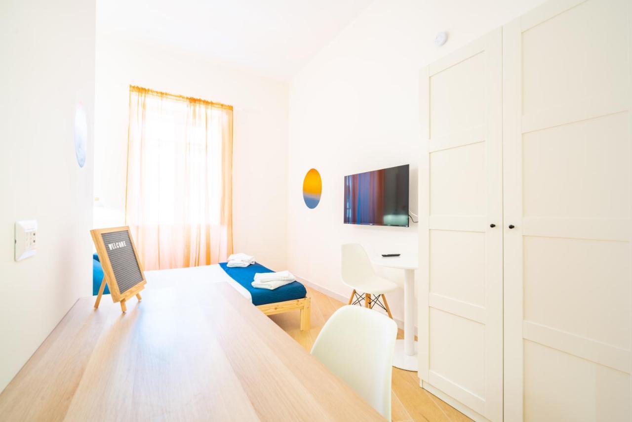 Sunscape Rooms Cagliari City Center Buitenkant foto