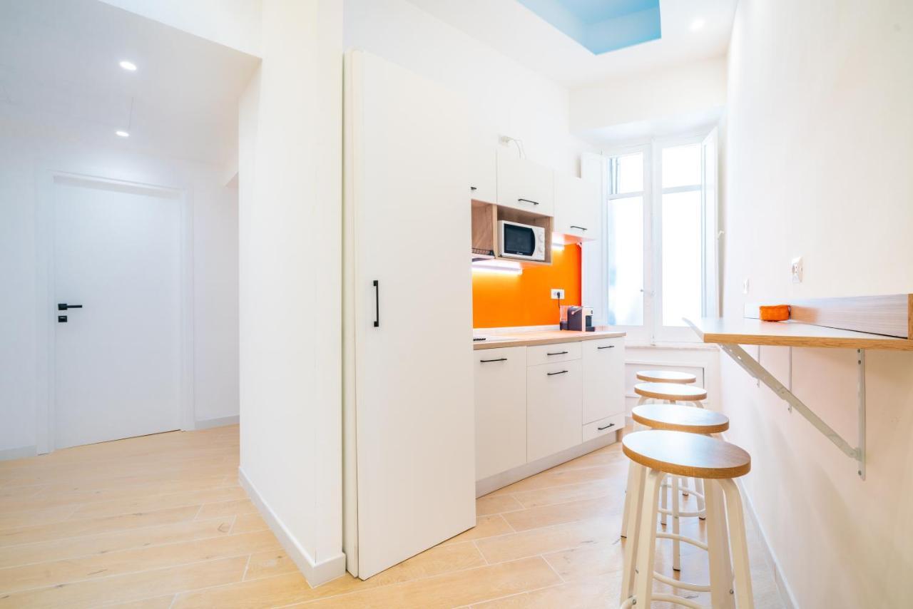 Sunscape Rooms Cagliari City Center Buitenkant foto
