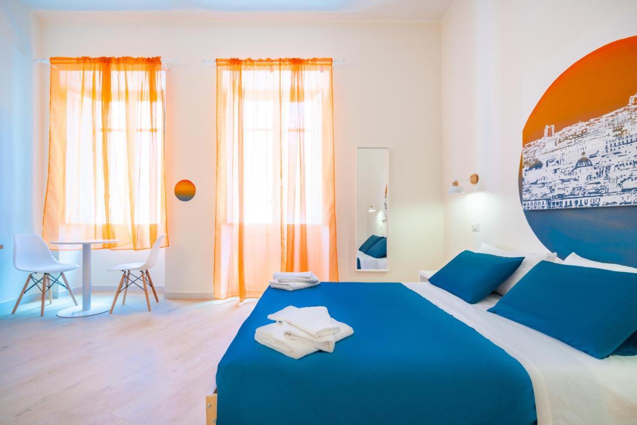Sunscape Rooms Cagliari City Center Buitenkant foto