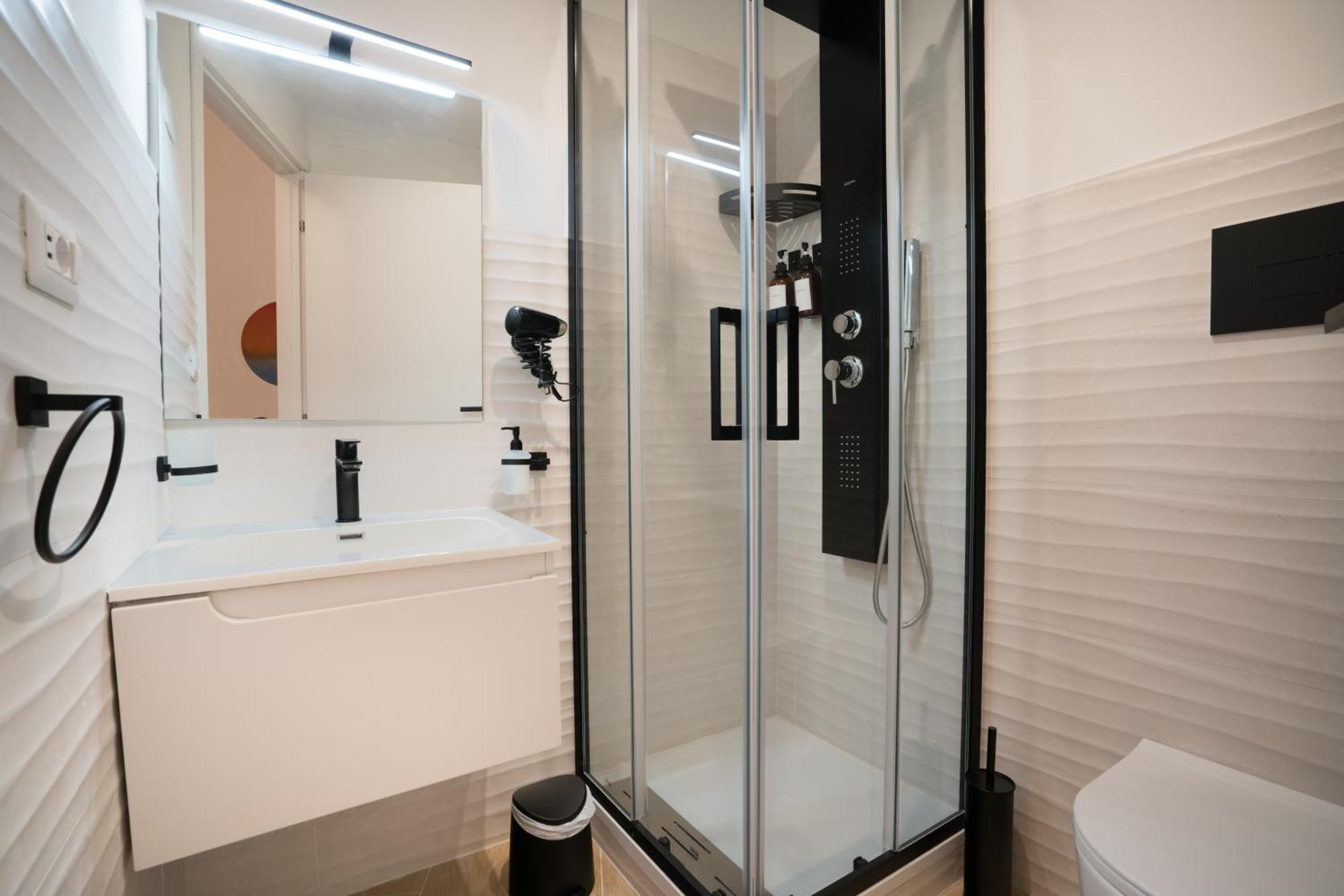 Sunscape Rooms Cagliari City Center Buitenkant foto